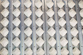 Consistent Heat Ceramic briquettes