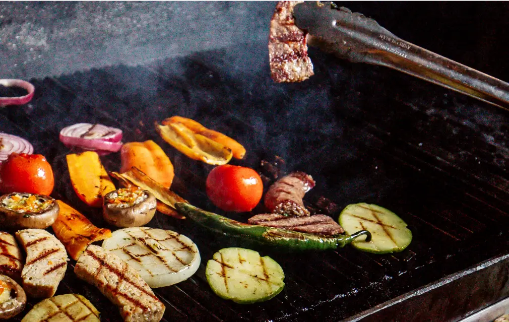 Grill Sizes & Cooking Surface - Alfresco vs Fire Magic Grill - 1
