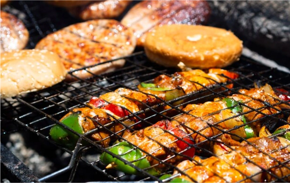 Lighting & User Experience-Alfresco-vs-Fire-Magic-Grill-1