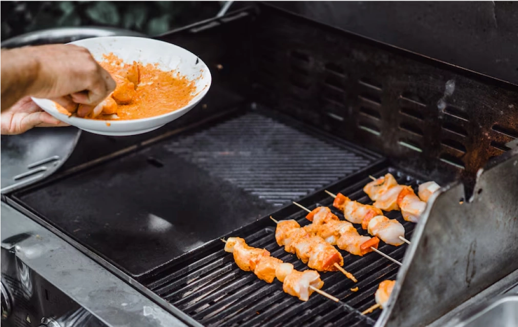 Rotisserie & Smoker Capabilities-Alfresco-vs-Fire-Magic-Grill-2