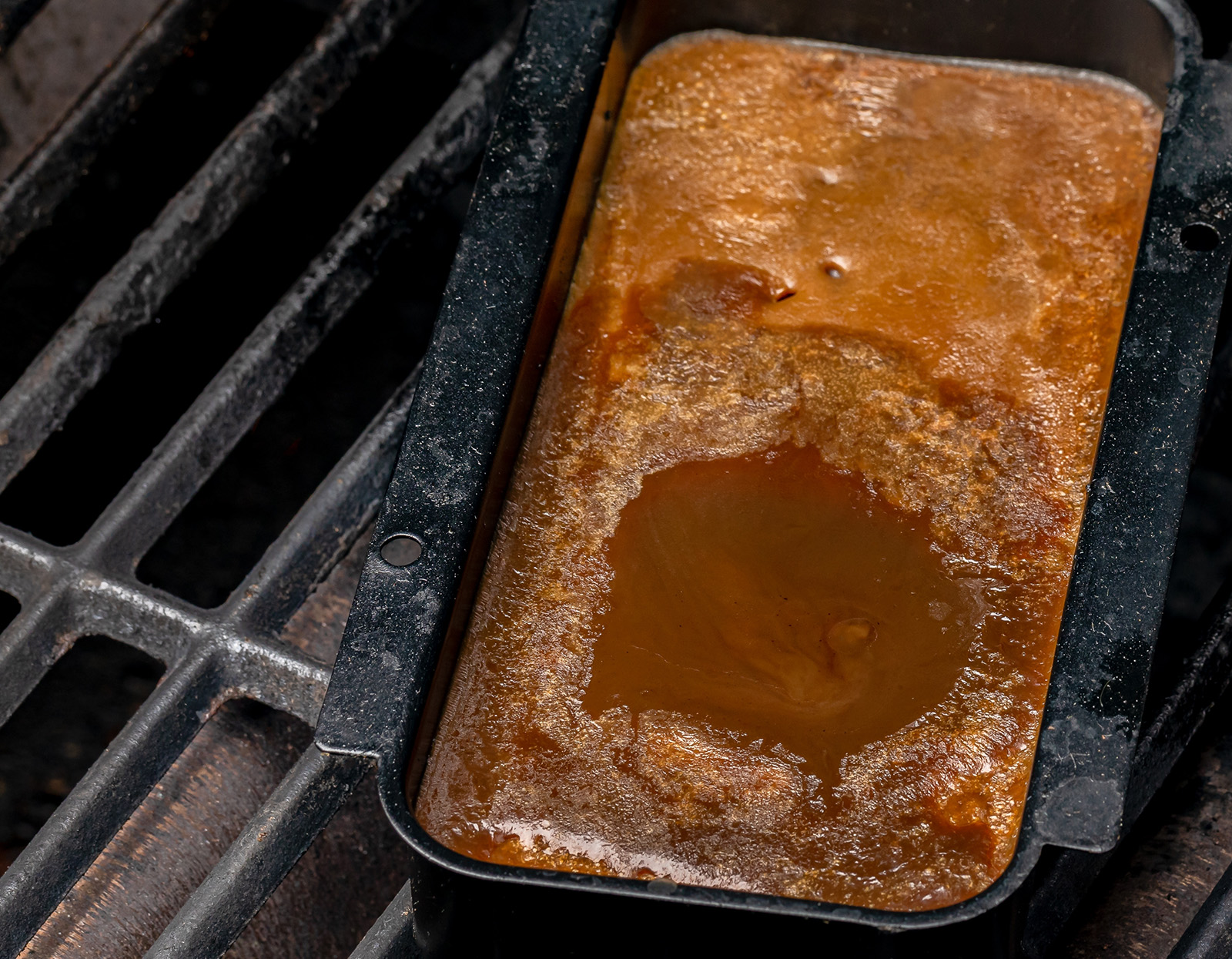 grease system of a bbq grill