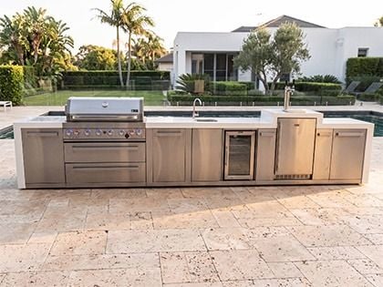 Mont Alpi 6-Burner 17-Foot Deluxe Grill Island with Kegerator, Beverage Center, Side Infrared Burner, Rear Infrared Burner & Rotisserie Kit - Stainless Steel