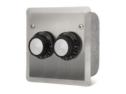 Infratech 120V Single Input Regulator Stainless Steel Wall Plate And Deep Gang Box