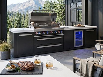 Mont Alpi MAi805-BSSBEV backyard outdoor kitchen with beverage center
