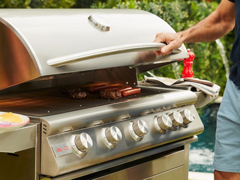 Blaze Outdoor Products Premium LTE BLZ 5LTE2 LP BLZ 5 CART SC BLZ 5LTE2 NG BLZ 5 CART SC Freestanding In Cart Gas Grill Stainless Steel