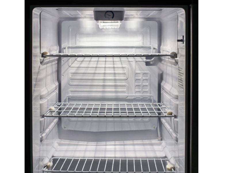 【 即納 】2005年製　Will FRIDGE mini　NR-B162R-W Husky Premium 43L Solid Door 1.5 Cu.ft. Freestanding Counter