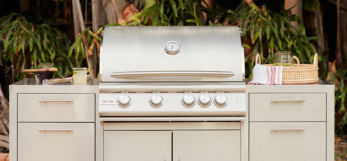 Outdoor grill stores best sale